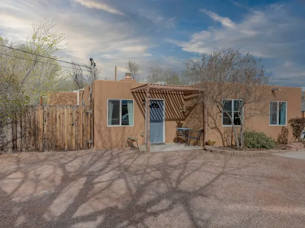 4417 6th St NW, Albuquerque, NM 87107