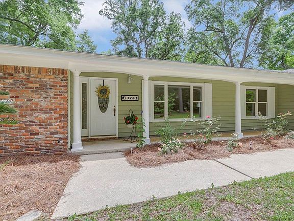 3rd image of 3741 Dorset Way