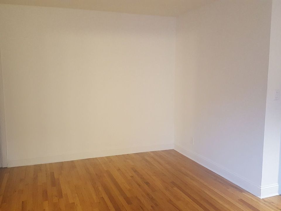 2nd image of 7505 113th St APT 2C