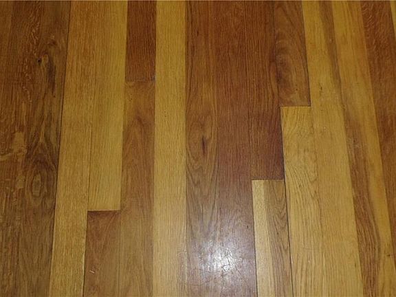 4th image of 1541 W 42nd St