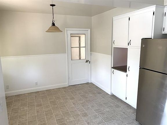 3rd image of 1424 S B St