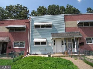 2026 Valley View Dr, Folcroft, PA 19032