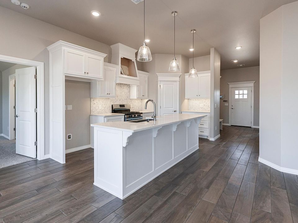 1st image of 3713 Palmetto Trl