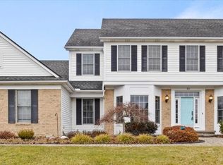 11 Rollins Xing, Pittsford, NY 14534