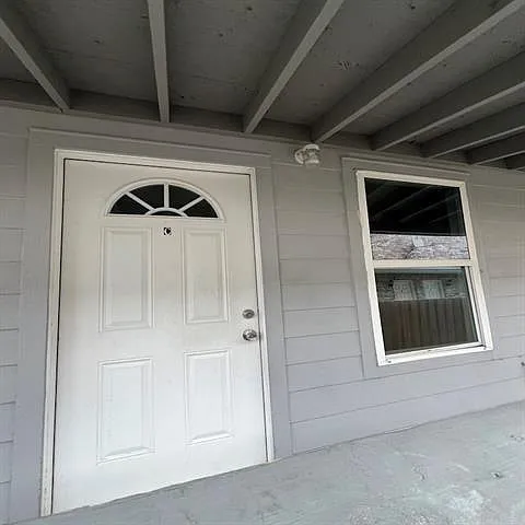 2822 Richland St #B — Photo 4