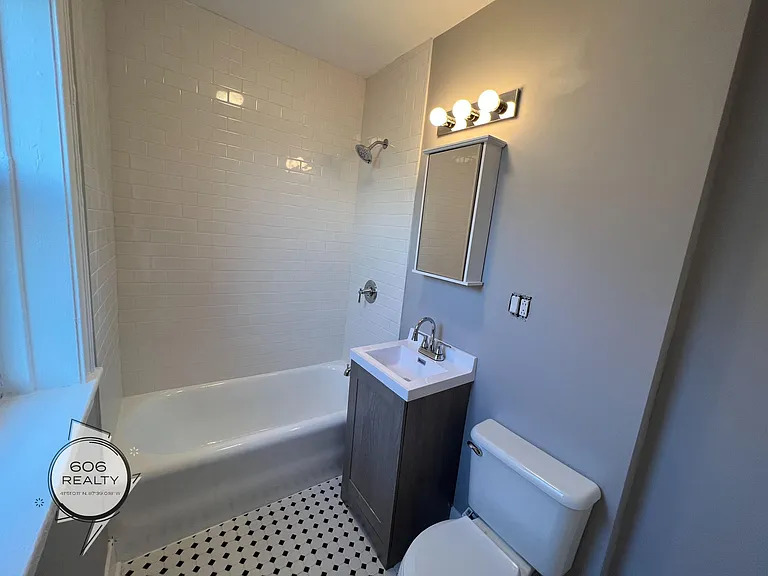 4666 N Spaulding Ave #3F — Photo 4