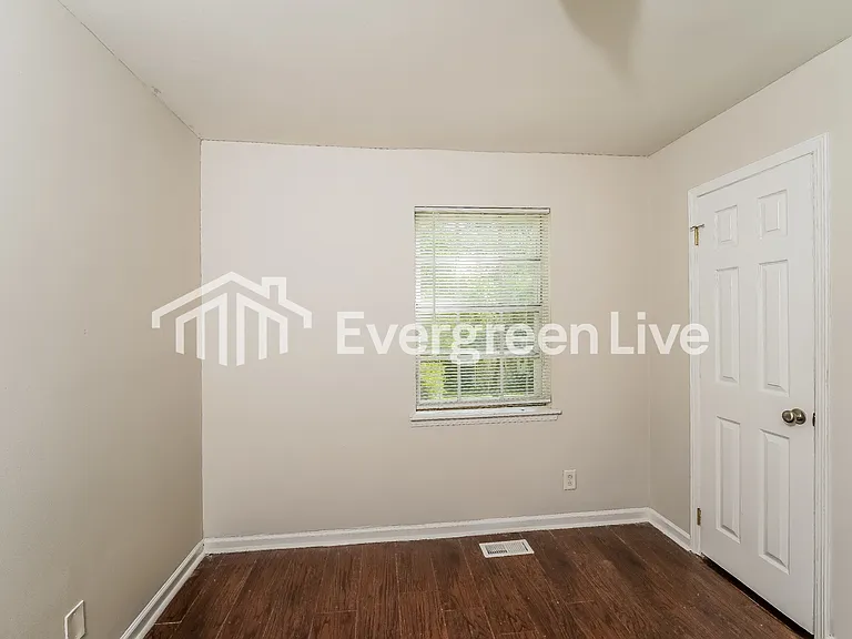2525 Carmel Rd — Photo 8