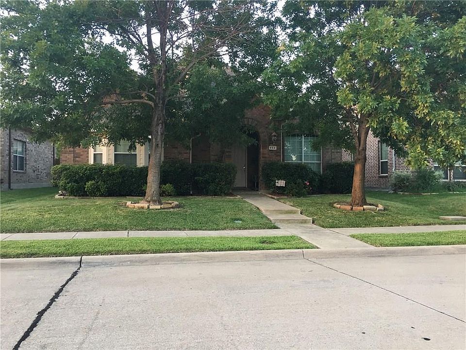 1st image of 664 Crockett Dr