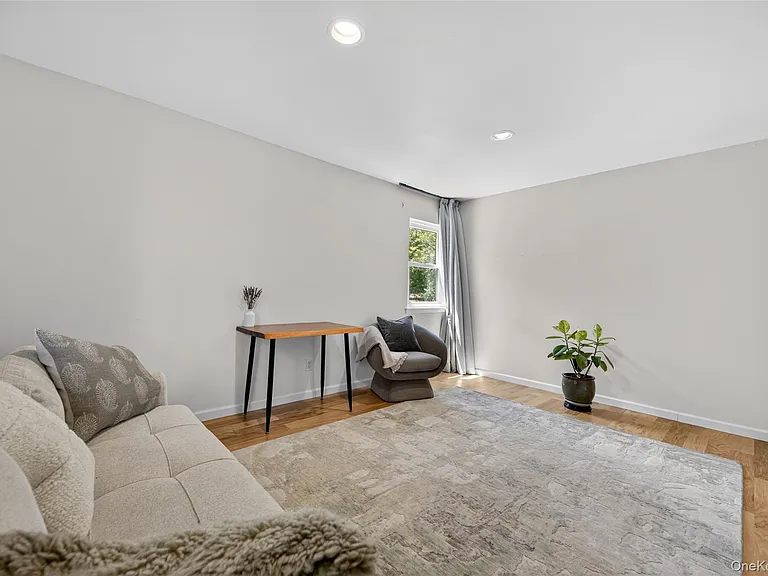 60 Wimbledon Dr #60 — Photo 28