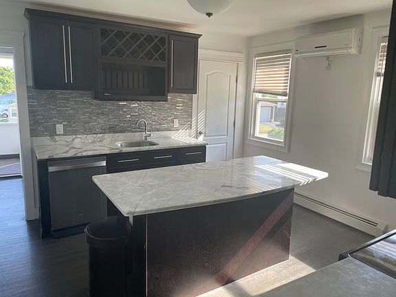 2nd image of 28 Randolph St #2