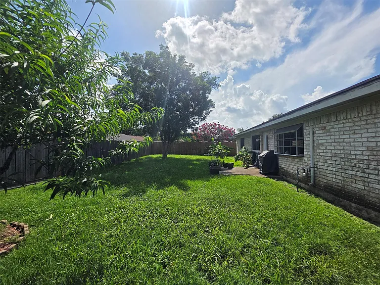 12531 La Rochelle Dr — Photo 14