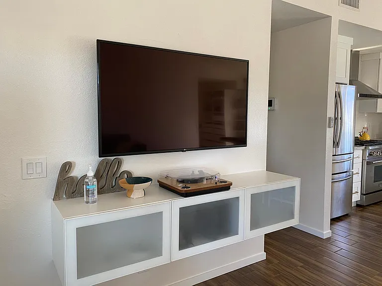 2872 E Ventura Rd — Photo 10