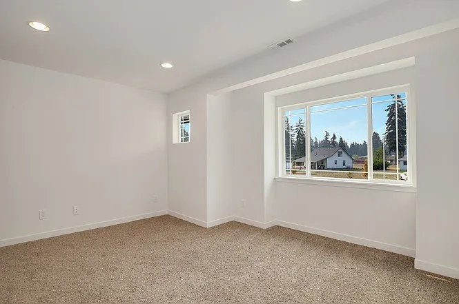 15326 4th Avenue Ct E — Photo 12