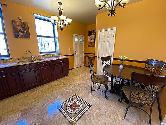 2nd image of 309 Pulaski St #3