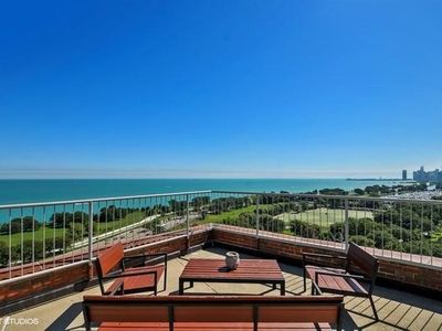 3100 N Lake Shore Dr APT 703, Chicago, IL, 60657