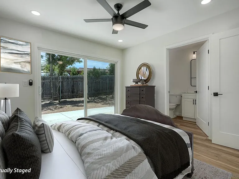 1923 Felicita Rd — Photo 9