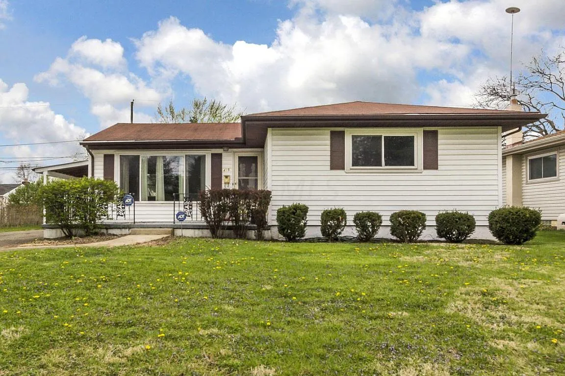 415 Whitehall Dr photo 1