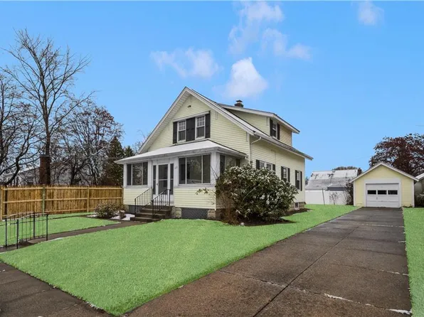115 Myrtle Ave, Cranston, RI 02910