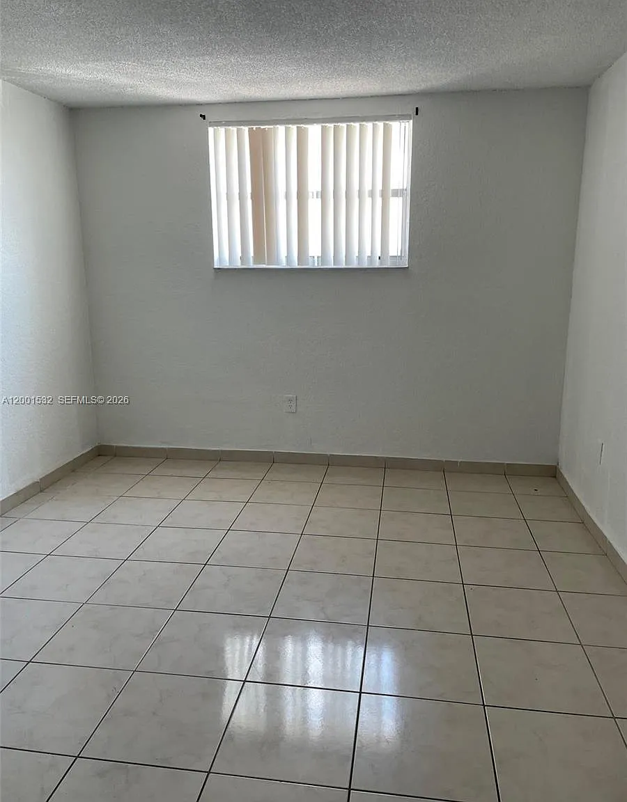 Las Estrellas Condo — Photo 3
