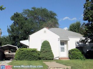426 N 13th St, Beatrice, NE 68310