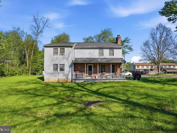 350 Elmhurst Ave, Sellersville, PA 18960