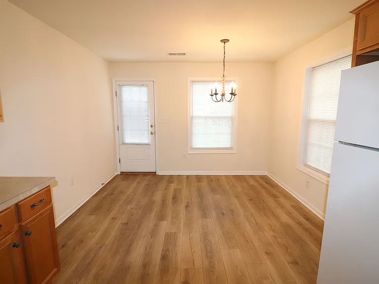 13 Broderick Ct — Photo 11