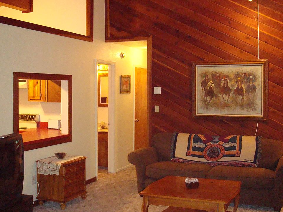 2nd image of 108 Spring Canyon Rd