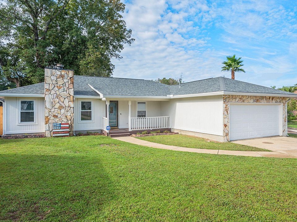 1st image of 139 Meadow Woods Ln