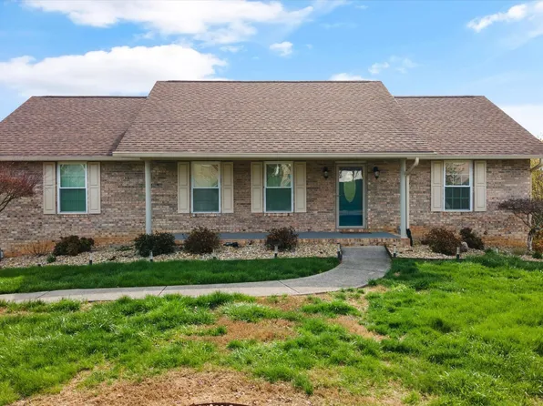 1280 Stewart St, Sevierville, TN 37876
