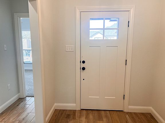 2nd image of 8534 Luz Dr