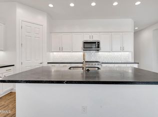 36334 N GRAPEVINE Drive, San Tan Valley, AZ 85140