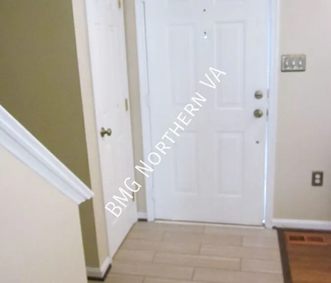 14306 Newbern Loop — Photo 2