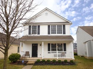 8739 Arrowtip Ln, Lewis Center, OH