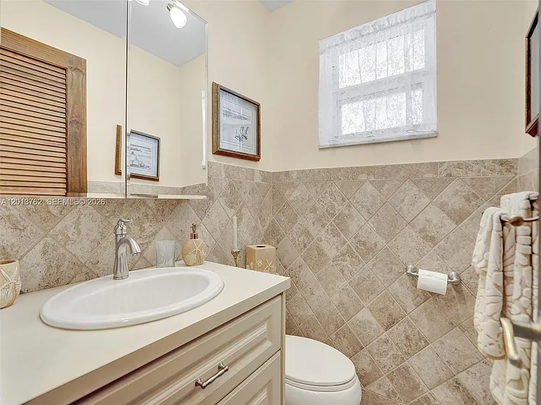 2600 Diana Dr #105 — Photo 10
