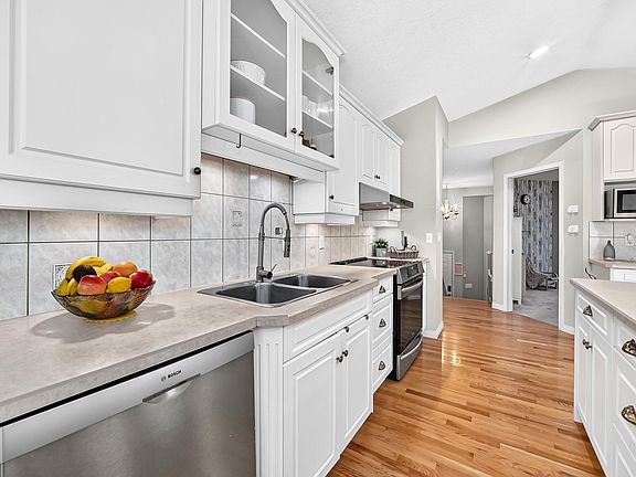 3rd image of 4210 37th Ave NW