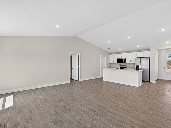 7th image of this home