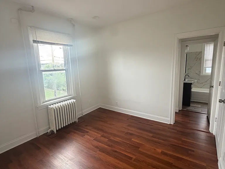 633 Arctic Ave #A2 — Photo 4