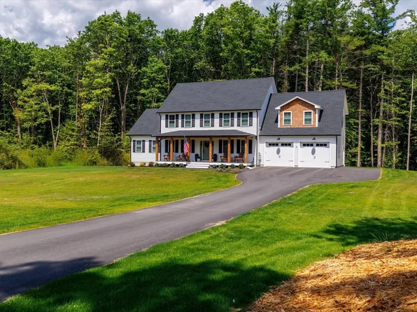 13 Linda Dr #The, Connor Westminster, MA 01473
