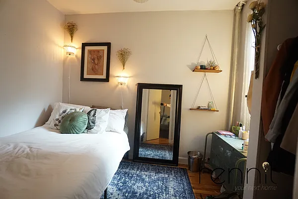 Rented by Rennit Inc. | media 9