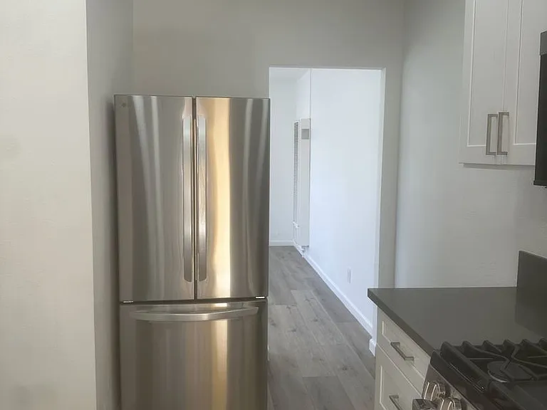 28th St Apartments — Photo 10