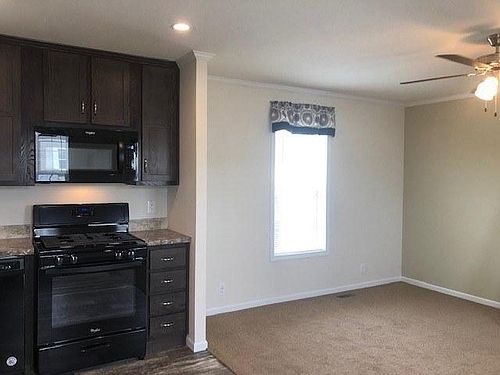 4th image of 20536 Glen Allen Dr