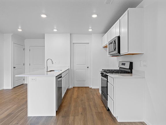 3rd image of 1705 S Devils Garden Ln #2192