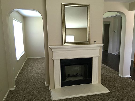 4th image of 612 Partridge Dr