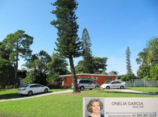 2143 Pepper Road, West Palm Beach, FL 33415