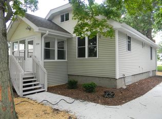 5504 Green Bay Rd, Kenosha, WI 53144