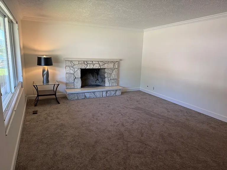 1692 S 550 W — Photo 5