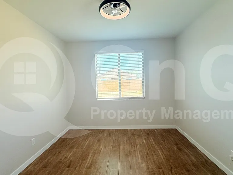 1636 E Jardin Pl — Photo 10