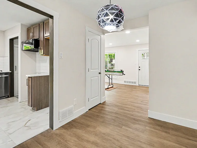 27157 Lucerne Dr — Photo 9