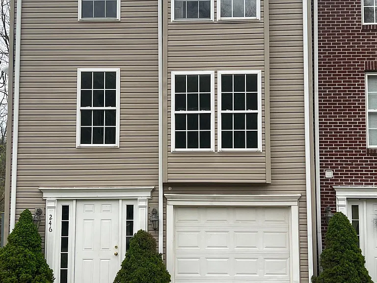 246 Denny Park Rd — Photo 1