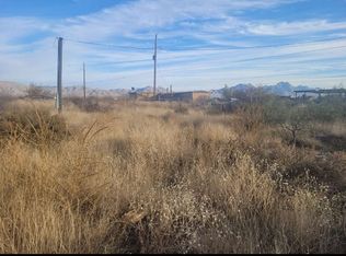 8 Lake City Ave, Las Cruces, NM 88012